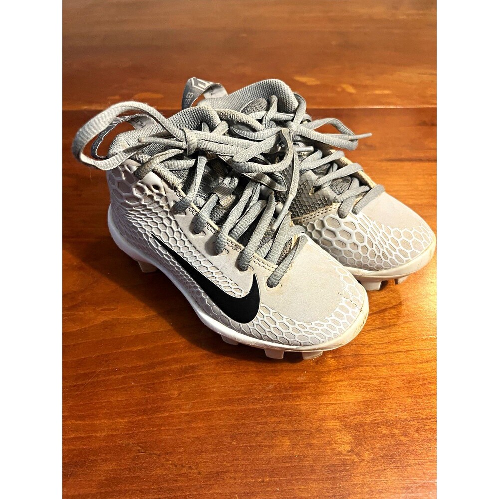 Nike Youth Baseball Cleats US 11C Medium (D/M) Gray Black White